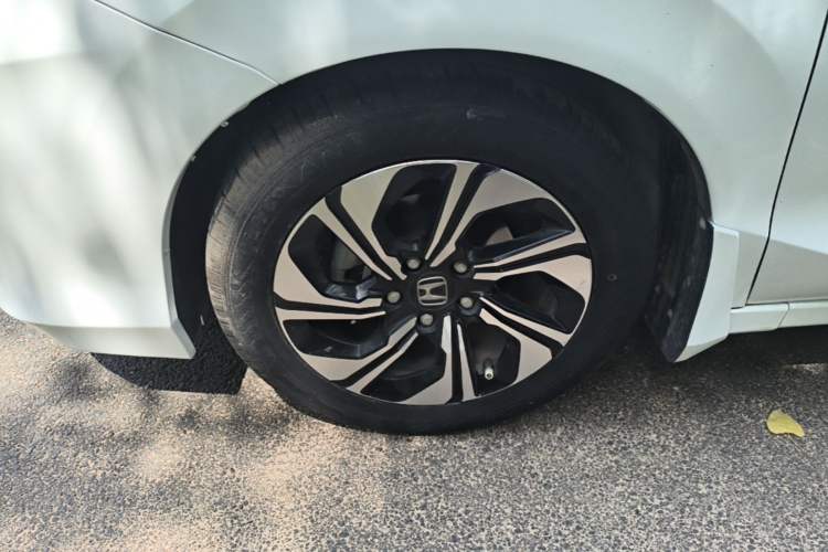 Used Honda Crider 2016 1.8L CVT Comfort Version Left Front Wheel Hub