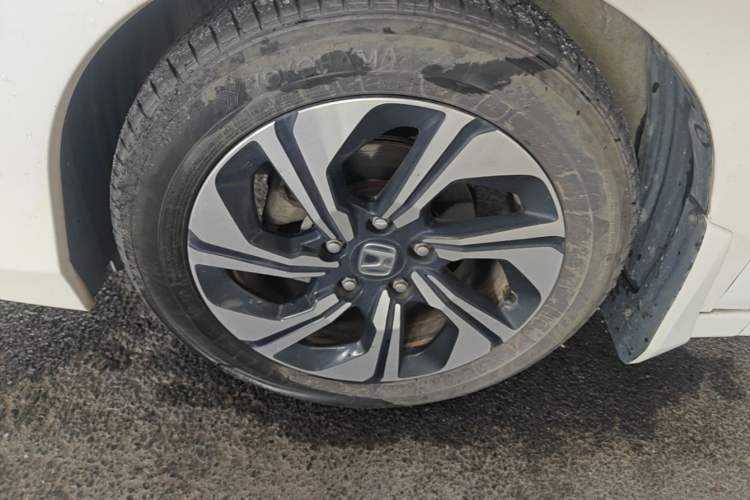 Used Honda Crider 2016 1.8L CVT Comfort Version Left Front Wheel Hub