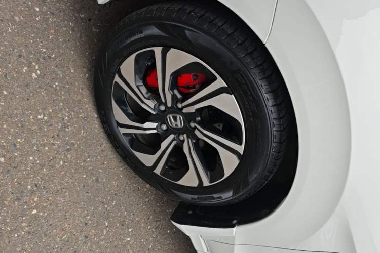 Used Honda Crider 2016 1.8L Manual Fashion Edition Left Front Wheel Hub
