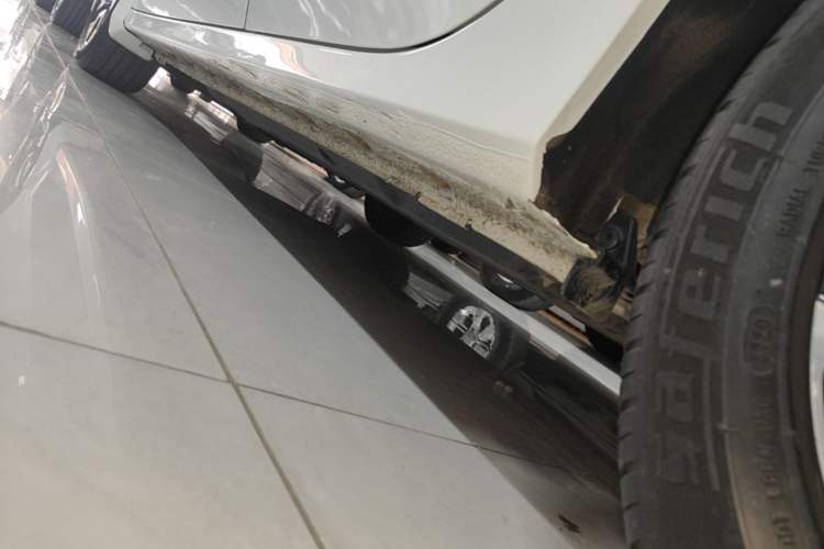 Used Honda Crider 2016 1.8L CVT Comfort Version Left Side Sill