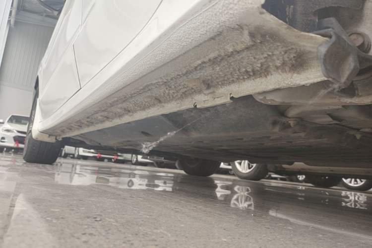 Used Honda Crider 2016 1.8L CVT Luxury Edition Left Side Sill