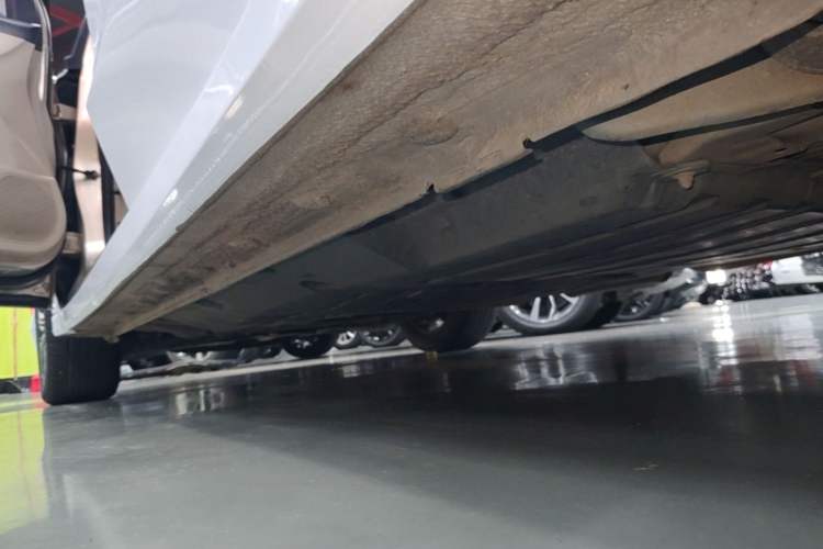 Used Honda Crider 2016 1.8L CVT Comfort Version Left Side Sill