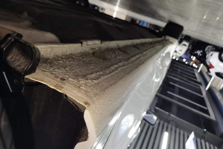 Used Honda Crider 2016 1.8L CVT Luxury Edition Left Side Sill
