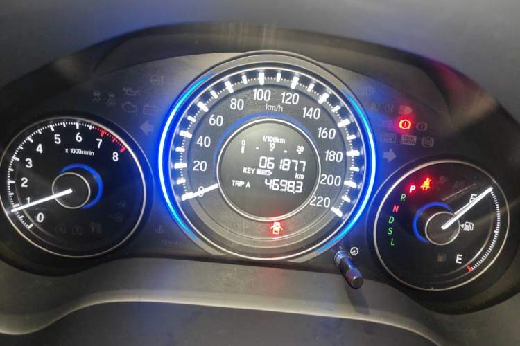 Used Honda Crider 2016 1.8L CVT Luxury Edition Odometer Close Up