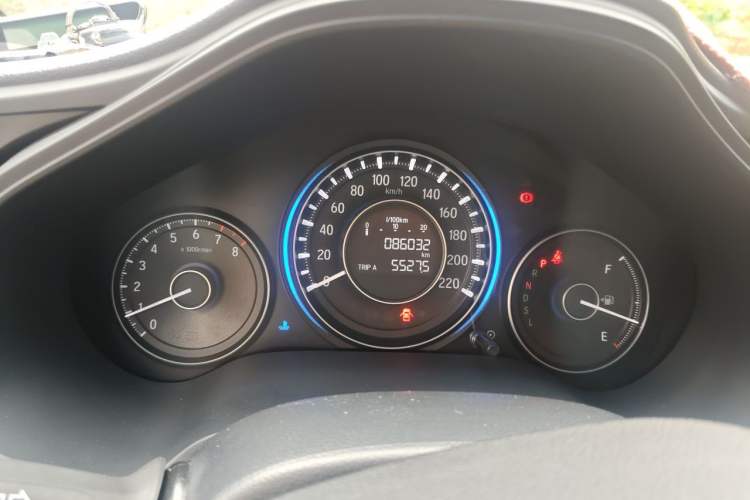 Used Honda Crider 2016 1.8L CVT Luxury Edition Odometer Close Up