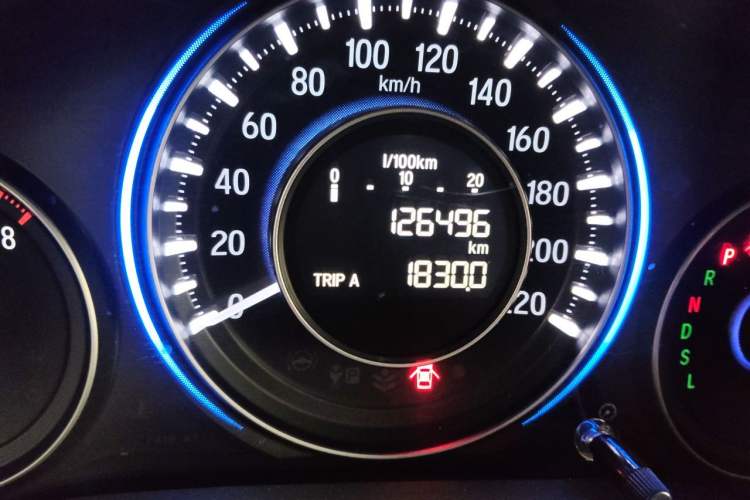 Used Honda Crider 2016 1.8L CVT Luxury Edition Odometer Close Up