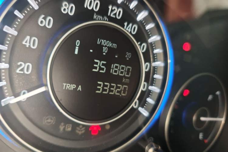 Used Honda Crider 2016 1.8L CVT Comfort Version Odometer Close Up