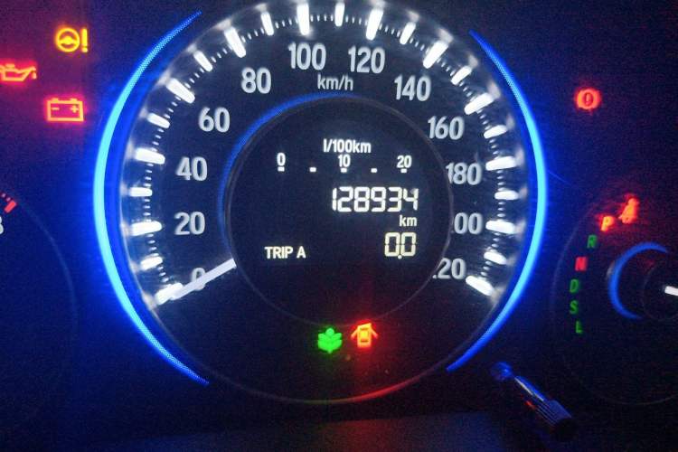 Used Honda Crider 2016 1.8L CVT Luxury Edition Odometer Close Up