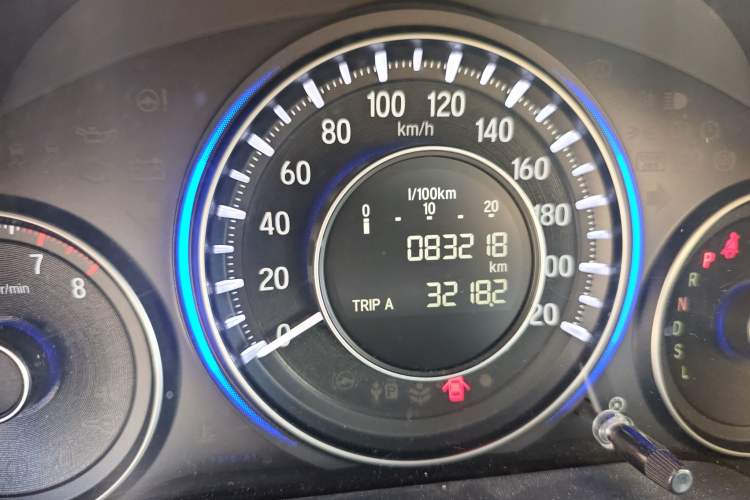 Used Honda Crider 2016 1.8L CVT Luxury Edition Odometer Close Up