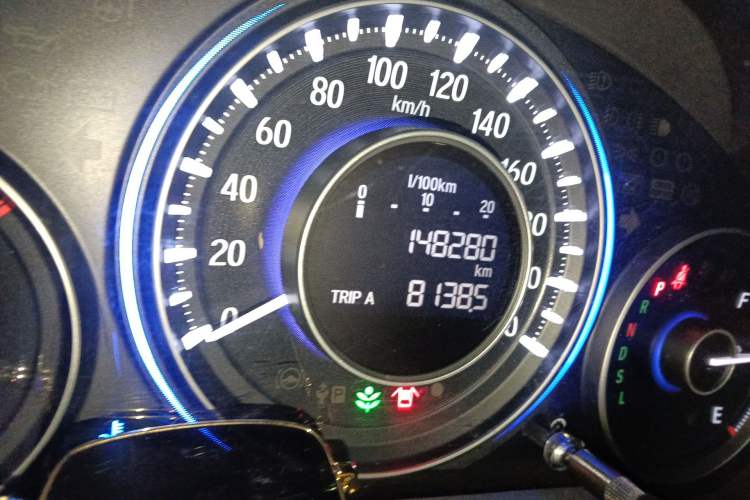 Used Honda Crider 2016 1.8L CVT Luxury Edition Odometer Close Up