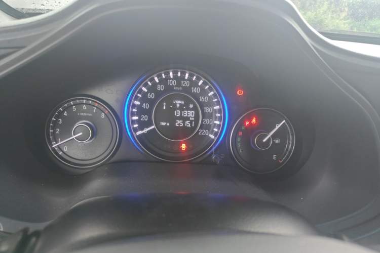 Used Honda Crider 2016 1.8L CVT Comfort Version Odometer Close Up