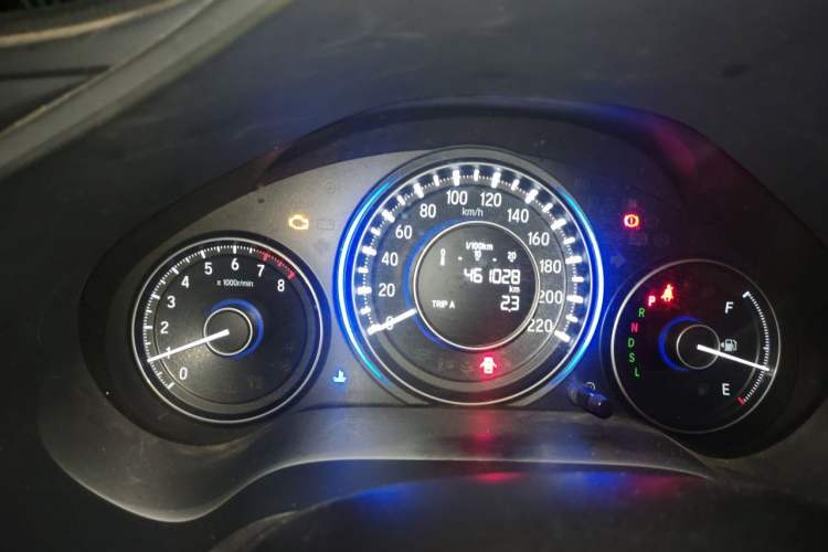 Used Honda Crider 2016 1.8L CVT Luxury Edition Odometer Close Up