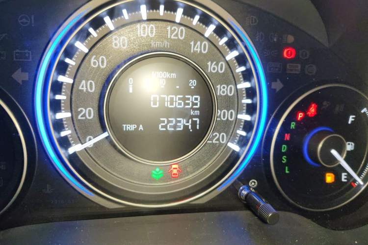 Used Honda Crider 2016 1.8L CVT Luxury Edition Odometer Close Up
