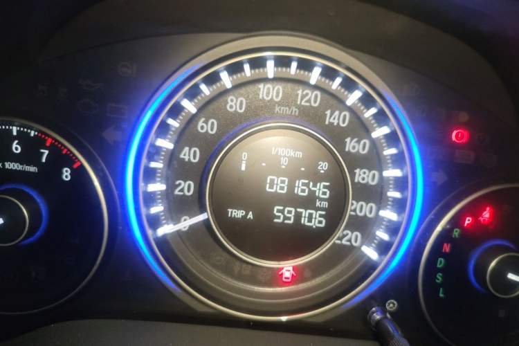 Used Honda Crider 2016 1.8L CVT Luxury Edition Odometer Close Up