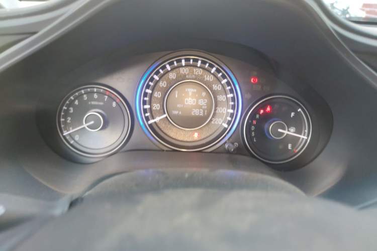 Used Honda Crider 2016 1.8L CVT Leading Edition Odometer Close Up