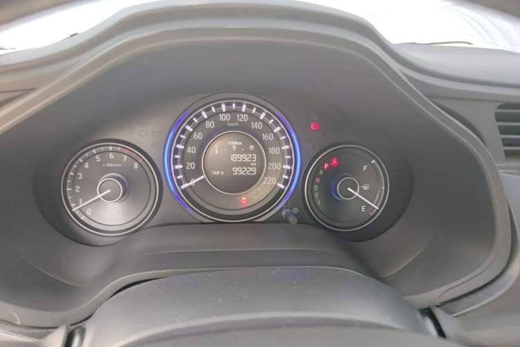 Used Honda Crider 2016 1.8L CVT Comfort Version Odometer Close Up