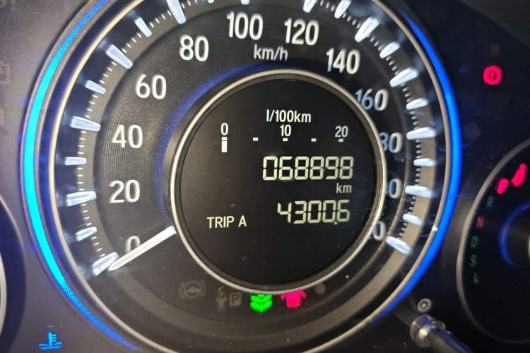 Used Honda Crider 2016 1.8L CVT Comfort Version Odometer Close Up