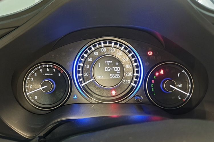 Used Honda Crider 2016 1.8L CVT Luxury Edition Odometer Close Up
