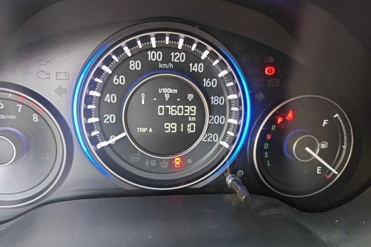 Used Honda Crider 2016 1.8L CVT Flagship Edition Odometer Close Up