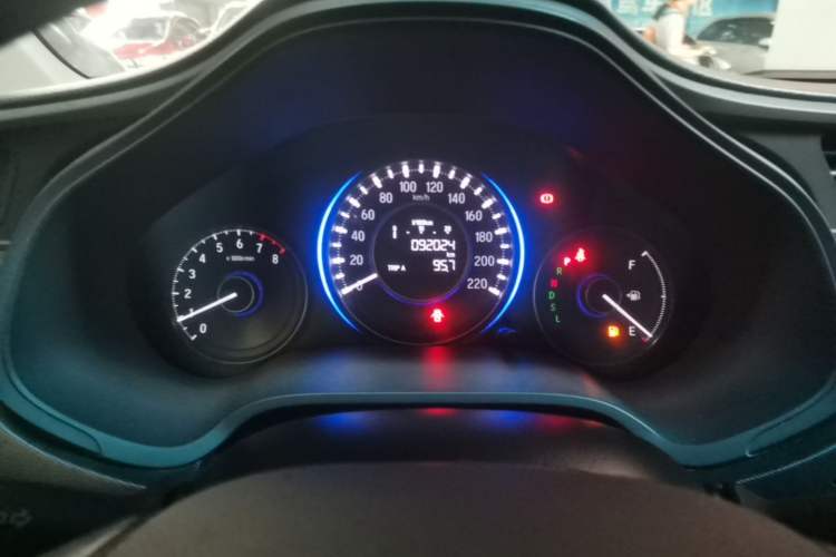 Used Honda Crider 2016 1.8L CVT Luxury Edition Odometer Close Up