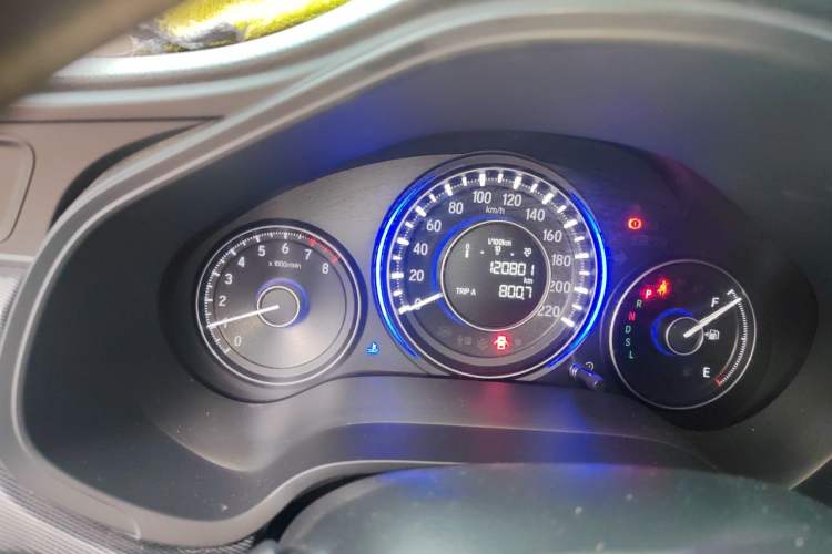 Used Honda Crider 2016 1.8L CVT Luxury Edition Odometer Close Up