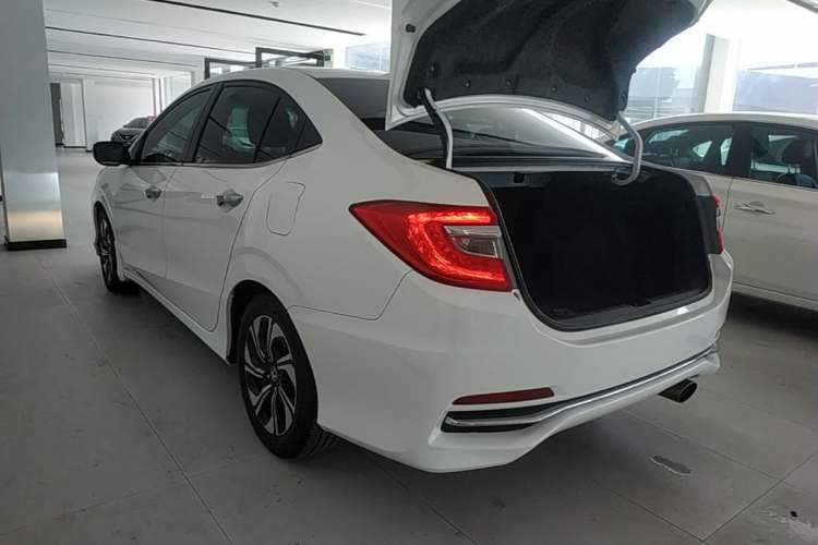 Used Honda Crider 2016 1.8L CVT Comfort Version Rear Left 45 Deg