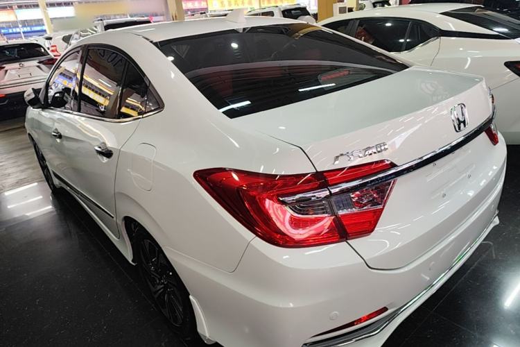Used Honda Crider 2016 1.8L CVT Luxury Edition Rear Left 45 Deg