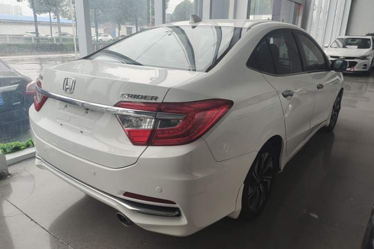 Used Honda Crider 2016 1.8L CVT Luxury Edition Rear Right 45 Deg
