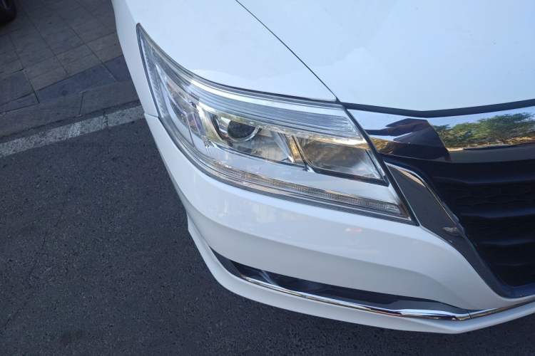 Used Honda Crider 2016 1.8L CVT Luxury Edition Right Front Headlight