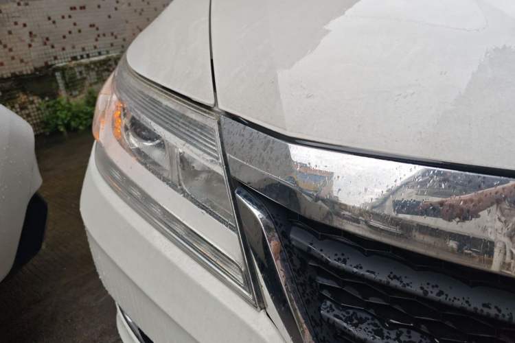 Used Honda Crider 2016 1.8L CVT Comfort Version Right Front Headlight