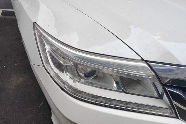 Used Honda Crider 2016 1.8L CVT Comfort Version Right Front Headlight