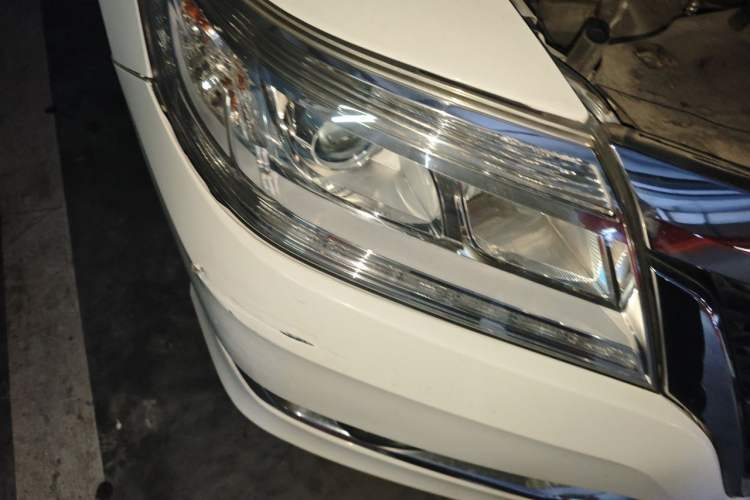 Used Honda Crider 2016 1.8L CVT Luxury Edition Right Front Headlight