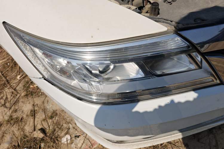 Used Honda Crider 2016 1.8L CVT Luxury Edition Right Front Headlight