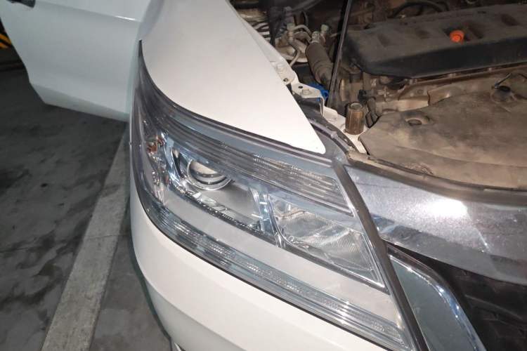 Used Honda Crider 2016 1.8L CVT Luxury Edition Right Front Headlight