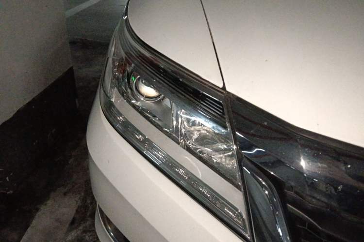 Used Honda Crider 2016 1.8L CVT Comfort Version Right Front Headlight