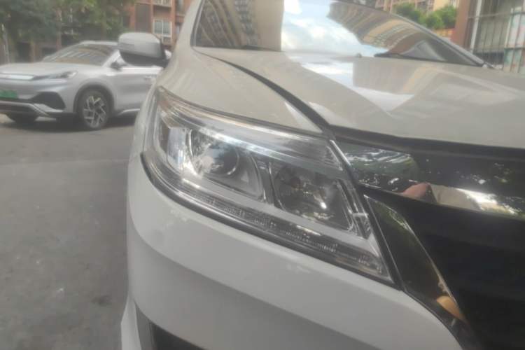 Used Honda Crider 2016 1.8L CVT Luxury Edition Right Front Headlight