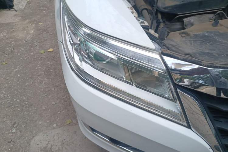 Used Honda Crider 2016 1.8L CVT Luxury Edition Right Front Headlight