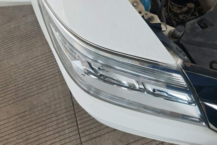 Used Honda Crider 2016 1.8L CVT Comfort Version Right Front Headlight