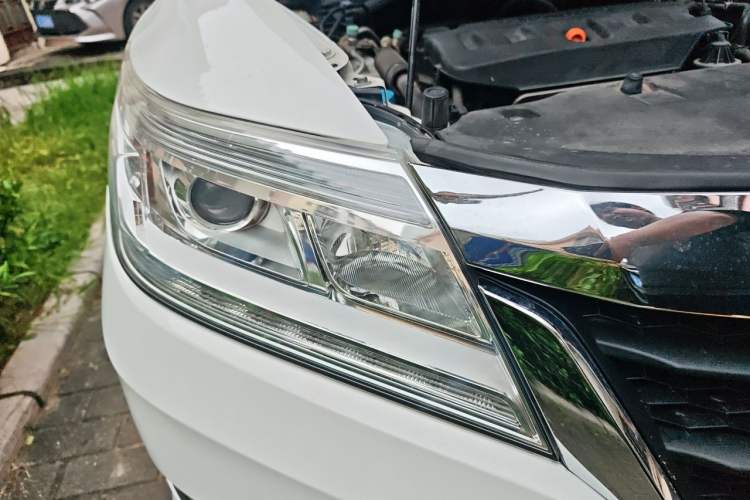 Used Honda Crider 2016 1.8L CVT Comfort Version Right Front Headlight