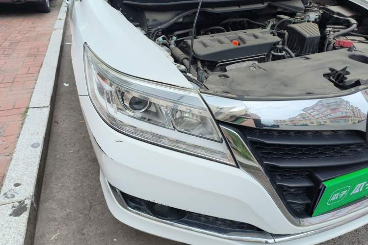Used Honda Crider 2016 1.8L CVT Luxury Edition Right Front Headlight