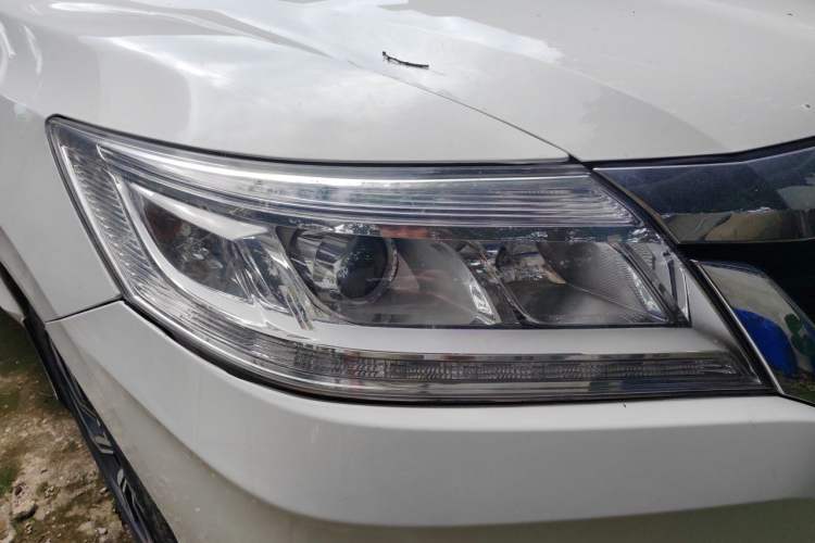 Used Honda Crider 2016 1.8L CVT Comfort Version Right Front Headlight