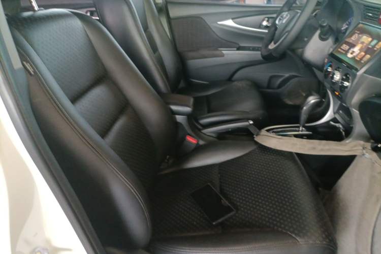 Used Honda Crider 2016 1.8L CVT Luxury Edition Right Front Seat