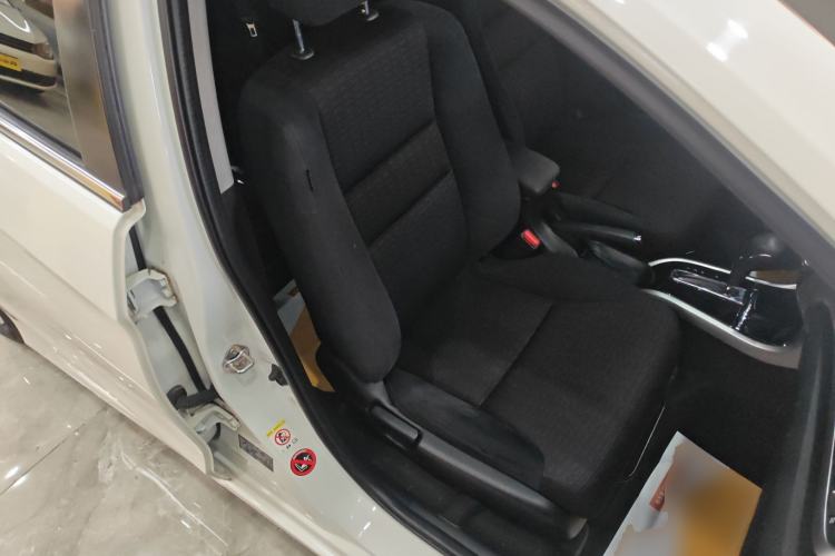 Used Honda Crider 2016 1.8L CVT Luxury Edition Right Front Seat