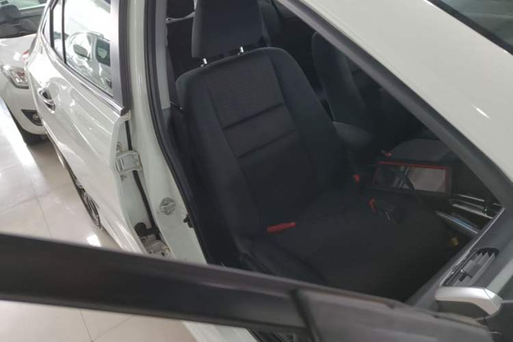 Used Honda Crider 2016 1.8L CVT Comfort Version Right Front Seat