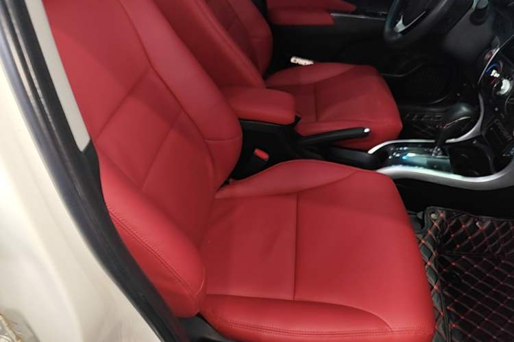Used Honda Crider 2016 1.8L CVT Luxury Edition Right Front Seat