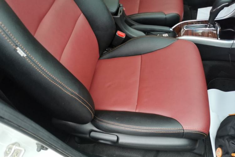 Used Honda Crider 2016 1.8L CVT Luxury Edition Right Front Seat