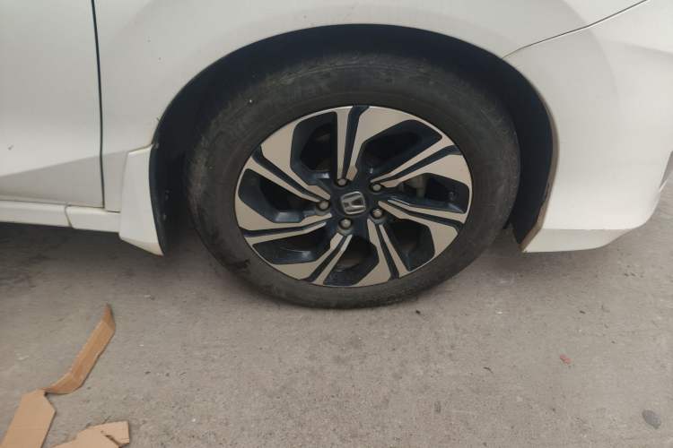 Used Honda Crider 2016 1.8L CVT Luxury Edition Right Front Wheel Hub
