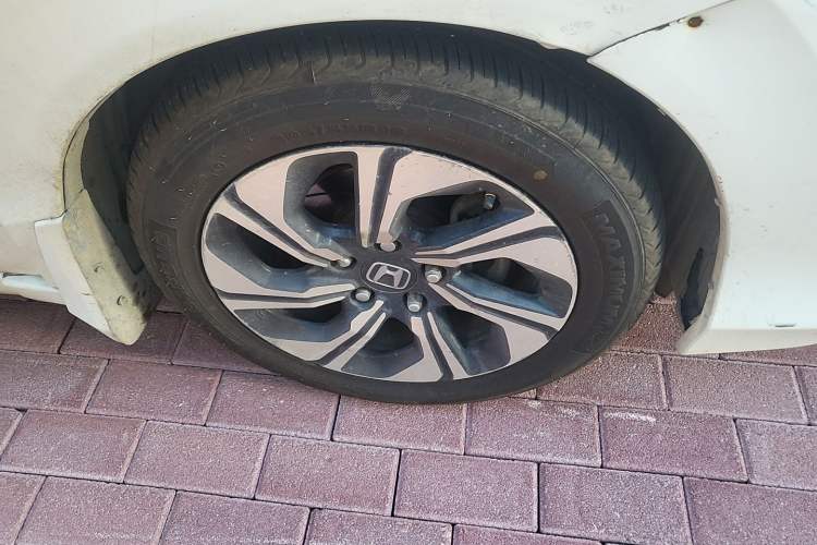 Used Honda Crider 2016 1.8L CVT Comfort Version Right Front Wheel Hub