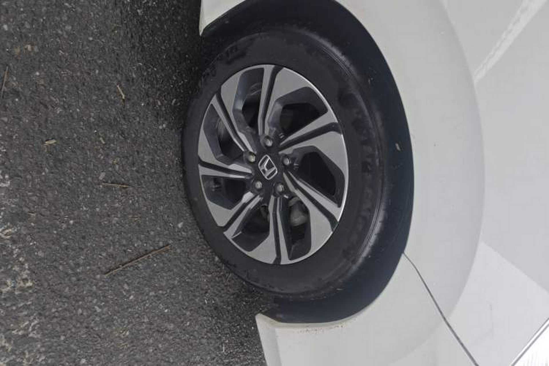 Used Honda Crider 2016 1.8L CVT Comfort Version Right Front Wheel Hub