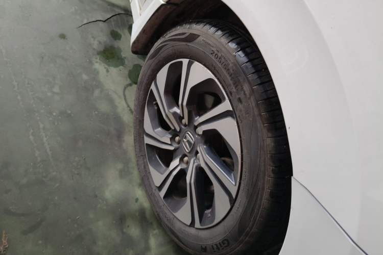 Used Honda Crider 2016 1.8L CVT Comfort Version Right Front Wheel Hub